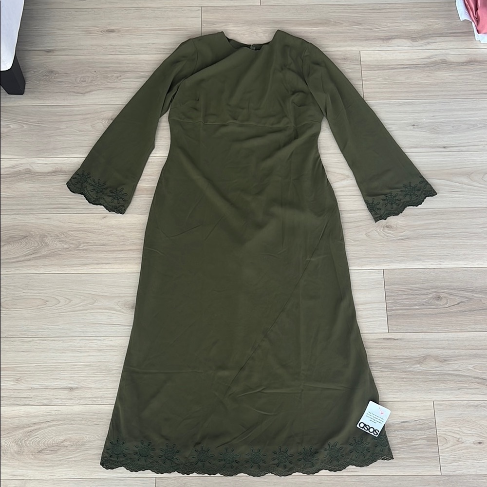 ASOS DESIGN embroidered cuff and hem maxi dress in khaki - Picture 3 of 15
